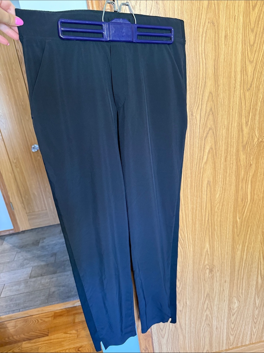 Athleta Black Pull on Trouser
